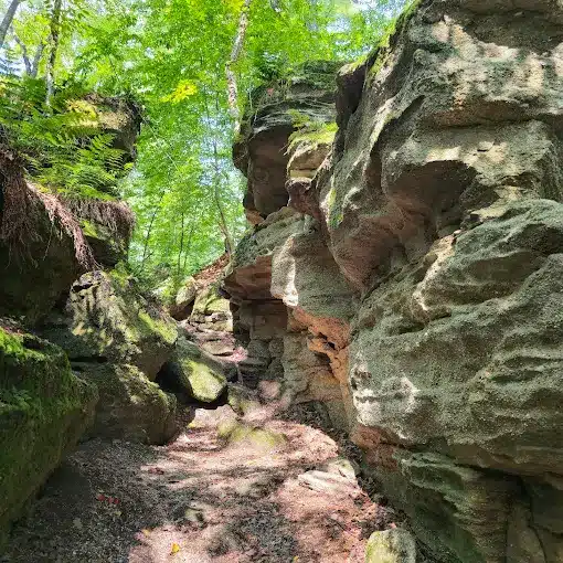 Panama Rocks Scenic Park
