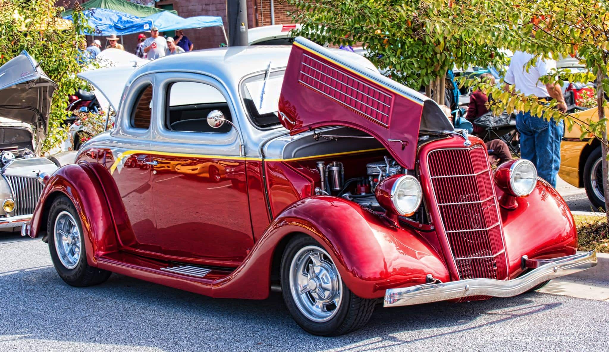 Golden City Car Cruisers