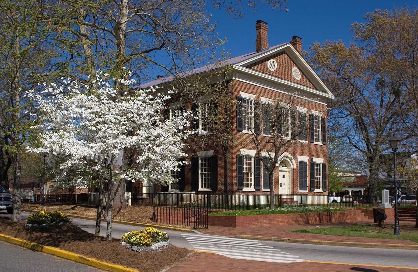 Historic Downtown Dahlonega Square
