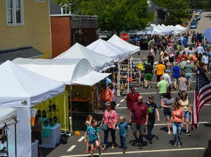 Dahlonega Arts & Wine Festival